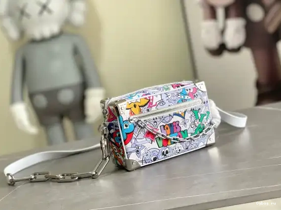 MINI LOUIS TRUNK SOFT VUITTON 0513